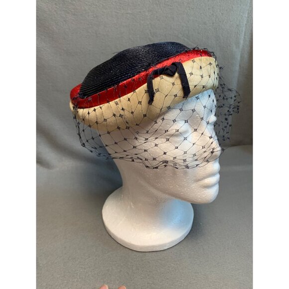 Vintage Navy & Cream Pillbox Hat With Red Trim & Black Veil Sz 22" - Picture 2 of 11